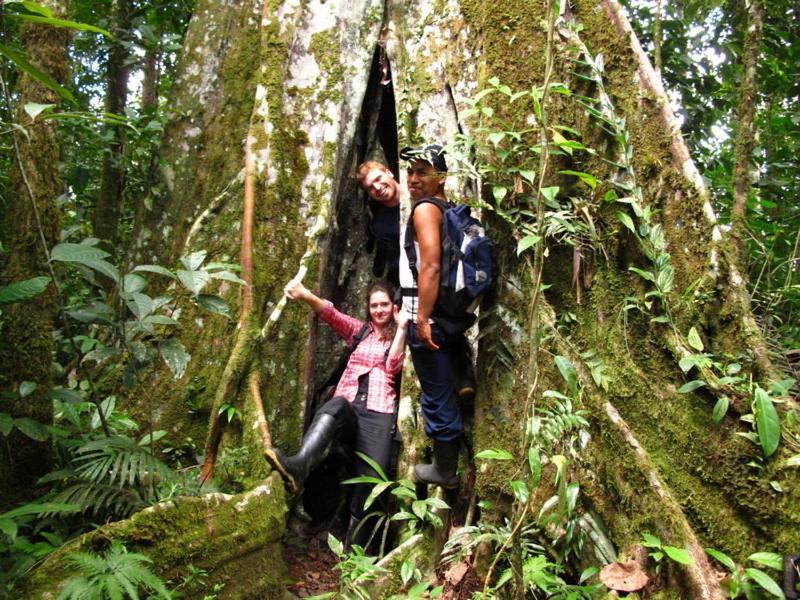 Grand Selva Lodge & Tours Тена Екстер'єр фото