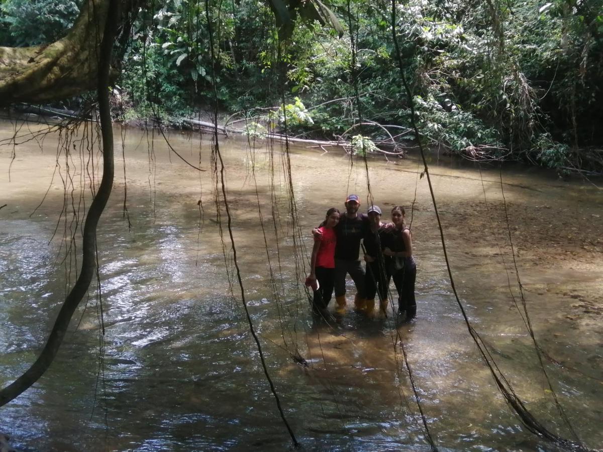 Grand Selva Lodge & Tours Тена Екстер'єр фото
