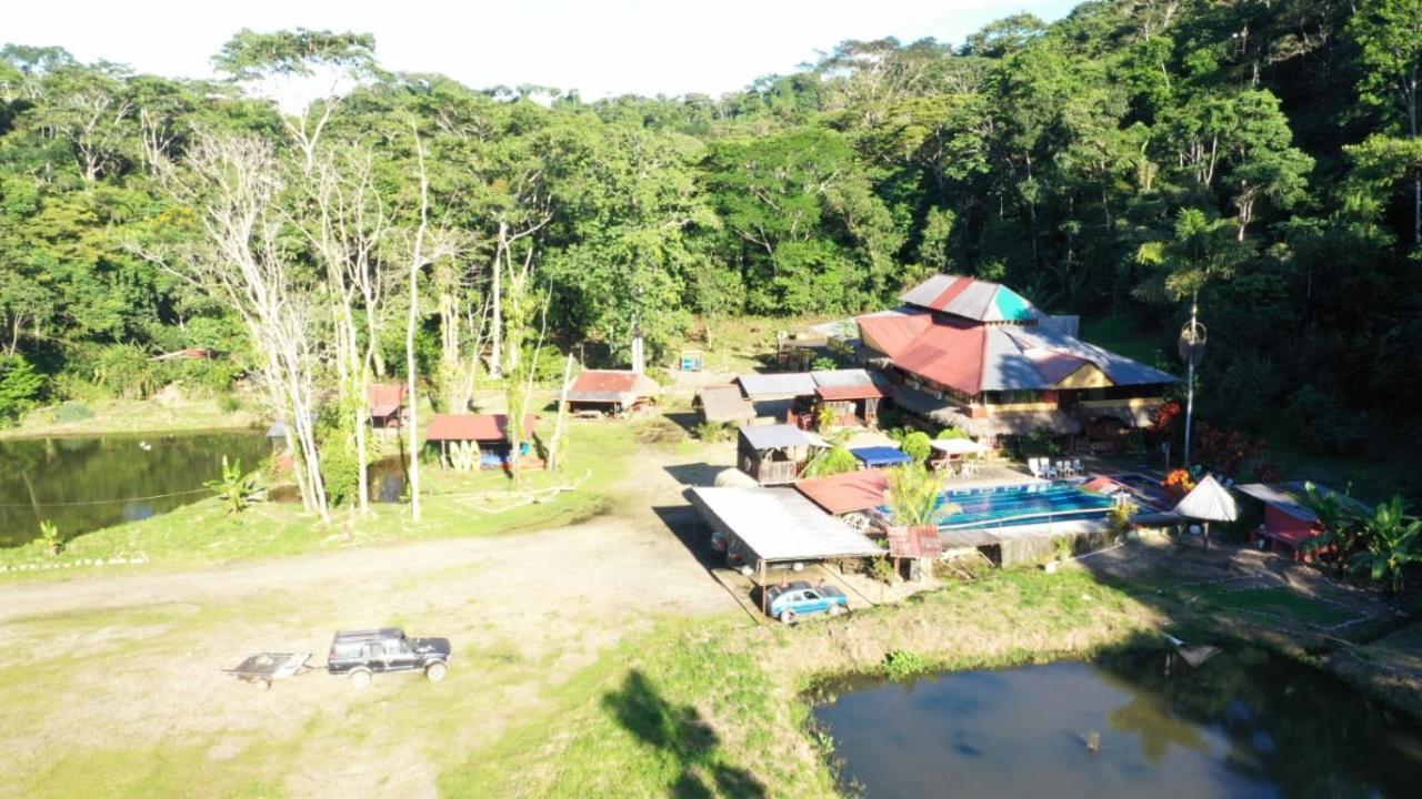 Grand Selva Lodge & Tours Тена Екстер'єр фото