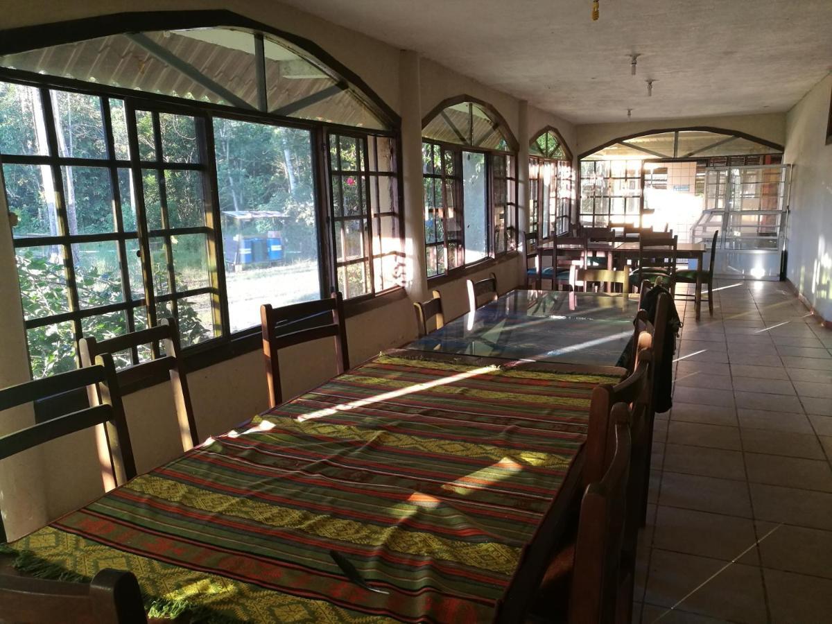Grand Selva Lodge & Tours Тена Екстер'єр фото
