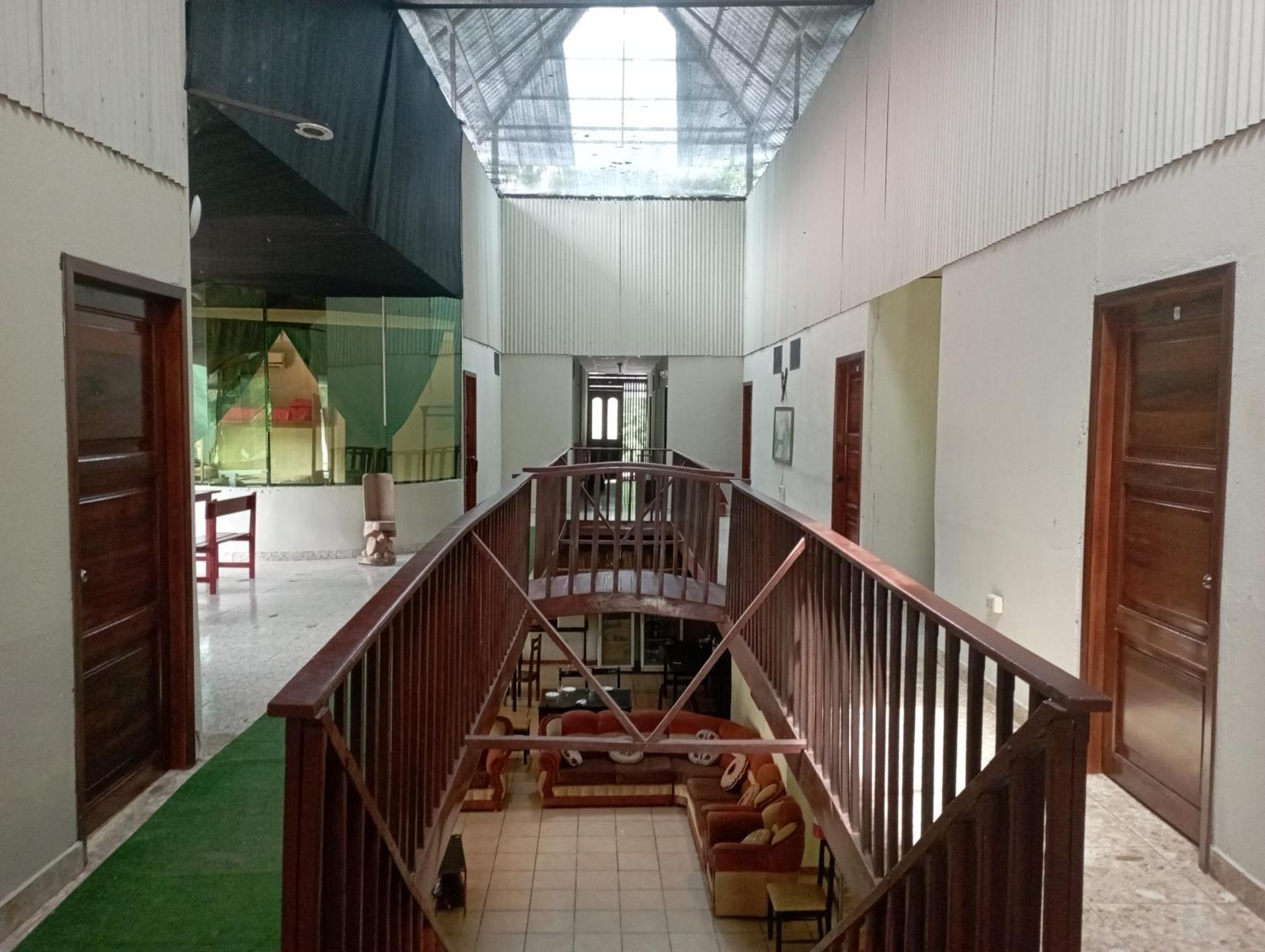 Grand Selva Lodge & Tours Тена Екстер'єр фото